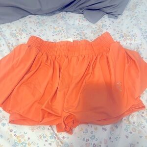 They are orange peach with a tint of pink.selling them for money for my sick mom